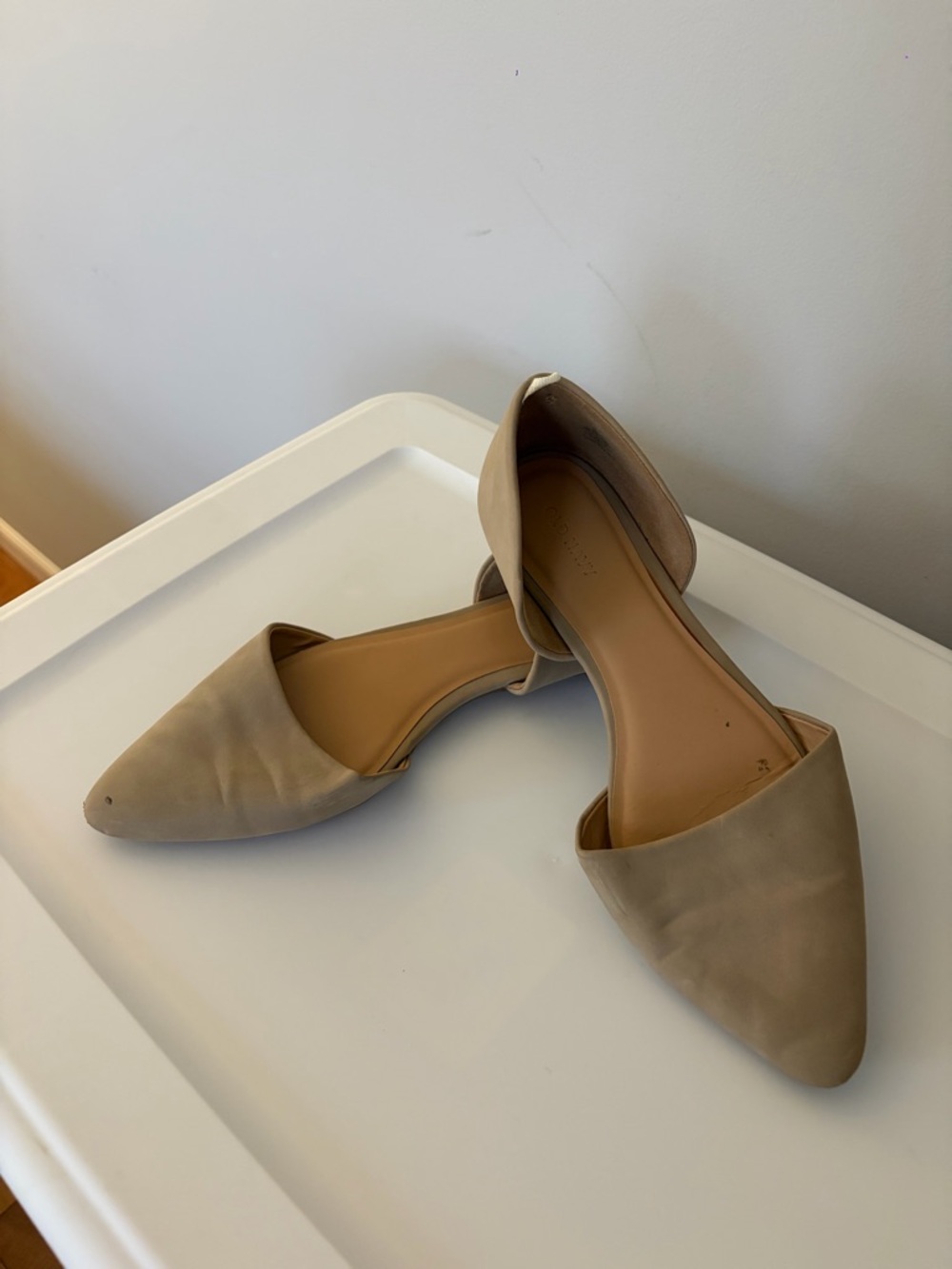 Old Navy D'Orsay Pointed Flats in Taupe